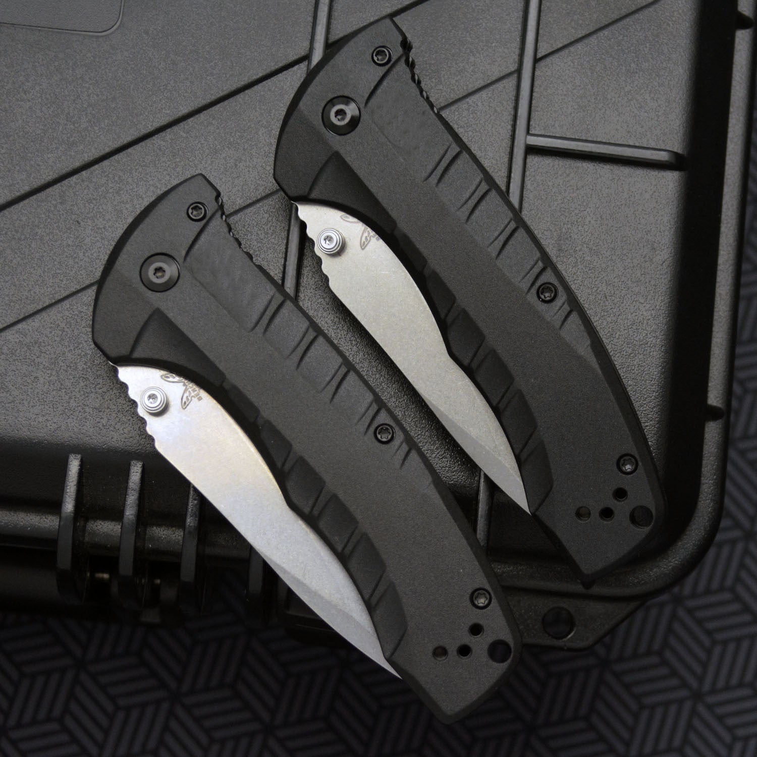 BM980 High Hardness Camping Self-defense Folding Knife