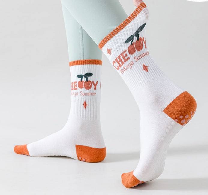 New Anti Slip Professional Women's Sports Fitness Dance Training Floor Socks Adhesive Yoga Pilates Special Socks