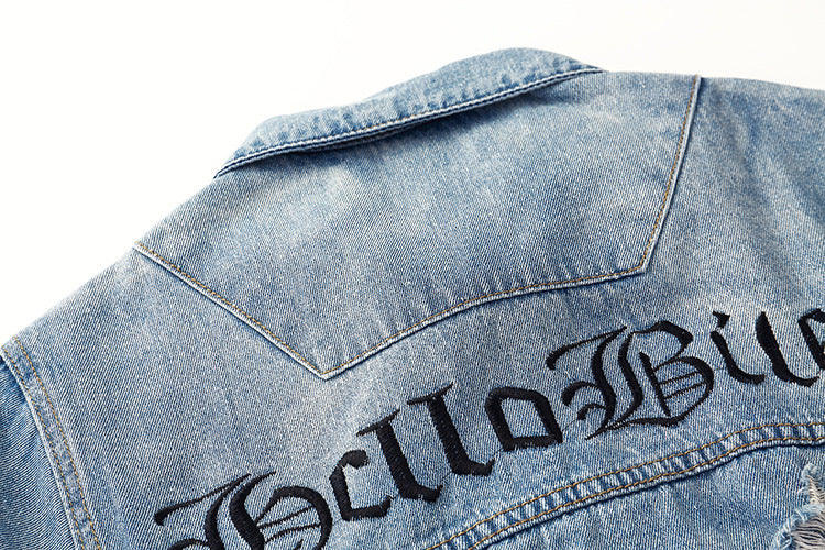 Loose-embroidered jeans