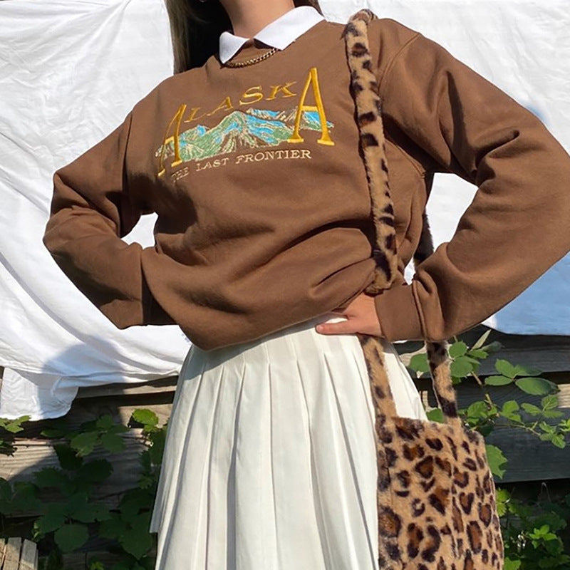 Versatile embroidered hoodie