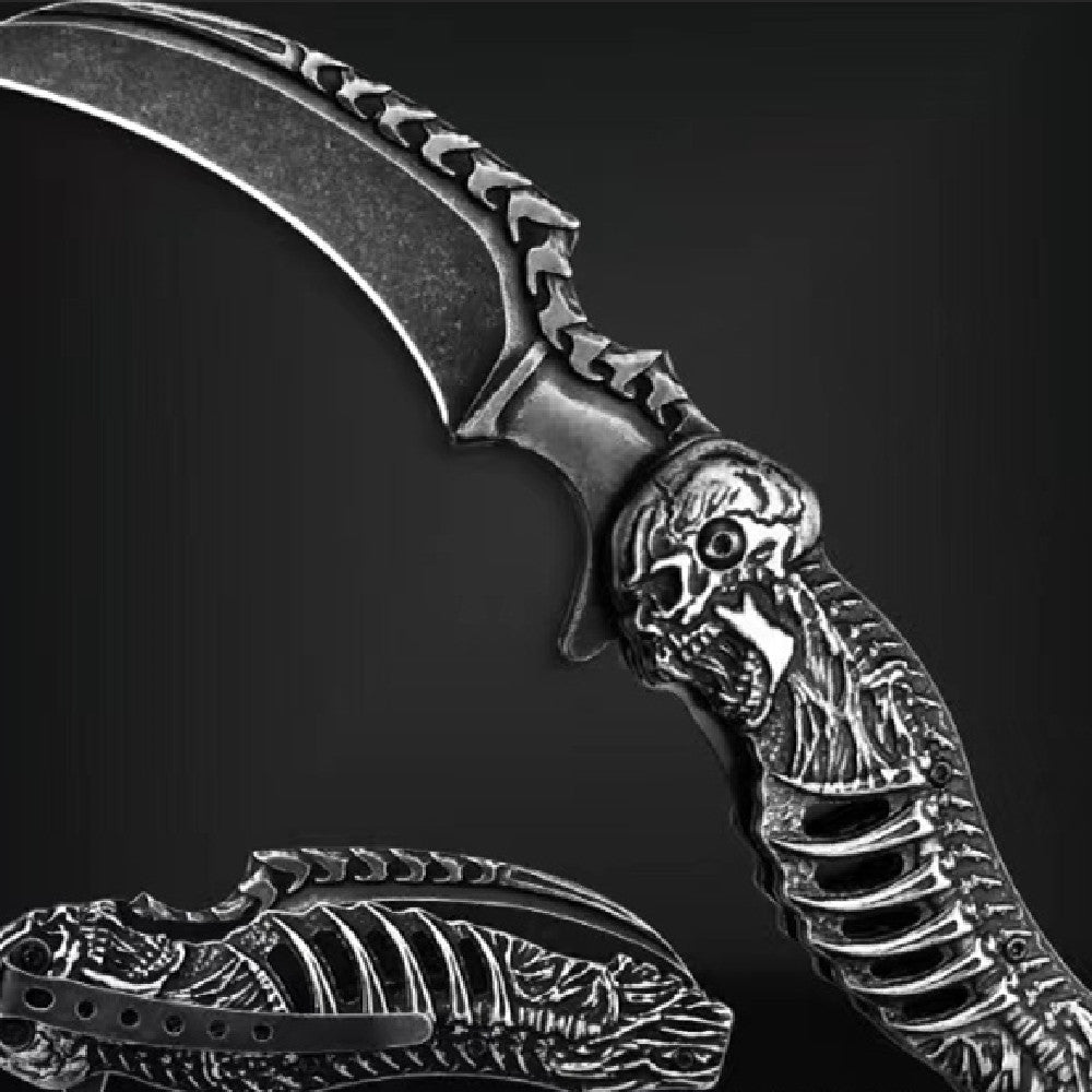 New Exquisite Embossed Folding Knife