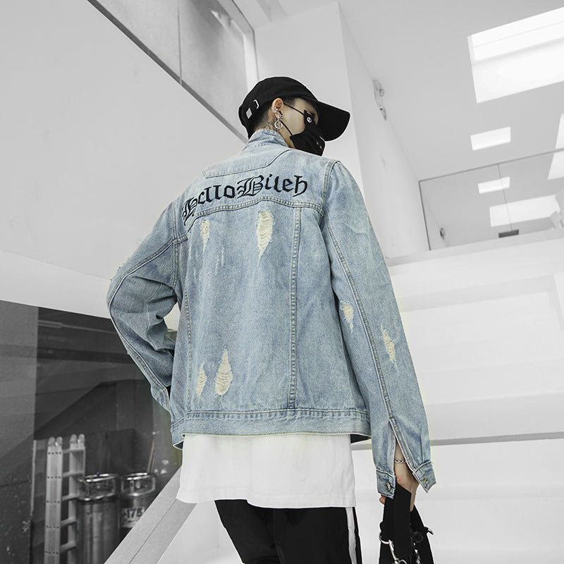 Loose-embroidered jeans