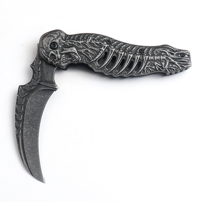 New Exquisite Embossed Folding Knife