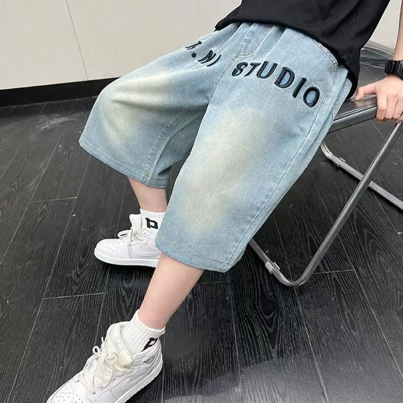 Teens Boys Letter Embroidered Mid- Denim Shorts 2025 New Child Summer Three-dimensional Cut Loose Fifth Pants Kids Casual Shorts