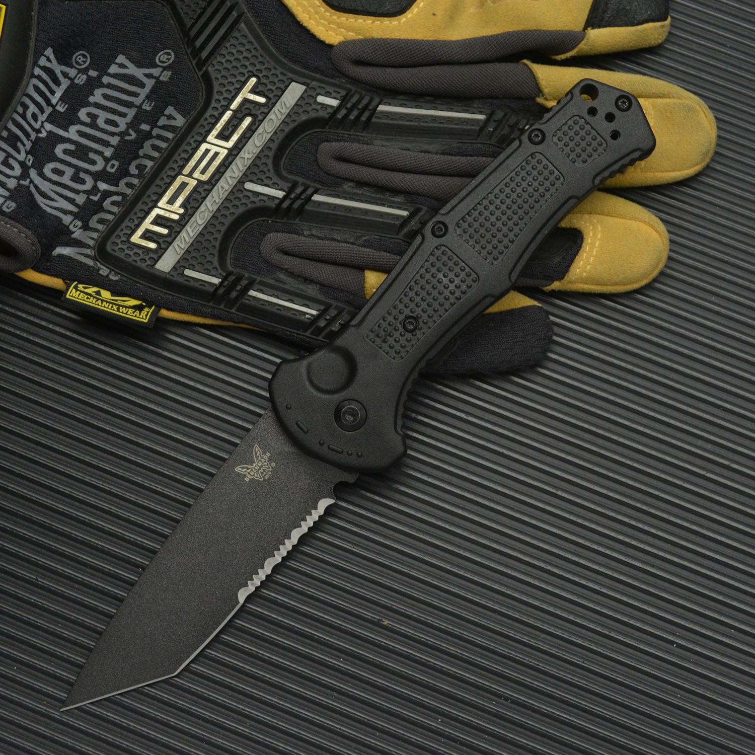 9070 Folding D2 Steel High Hardness A Folding Knife