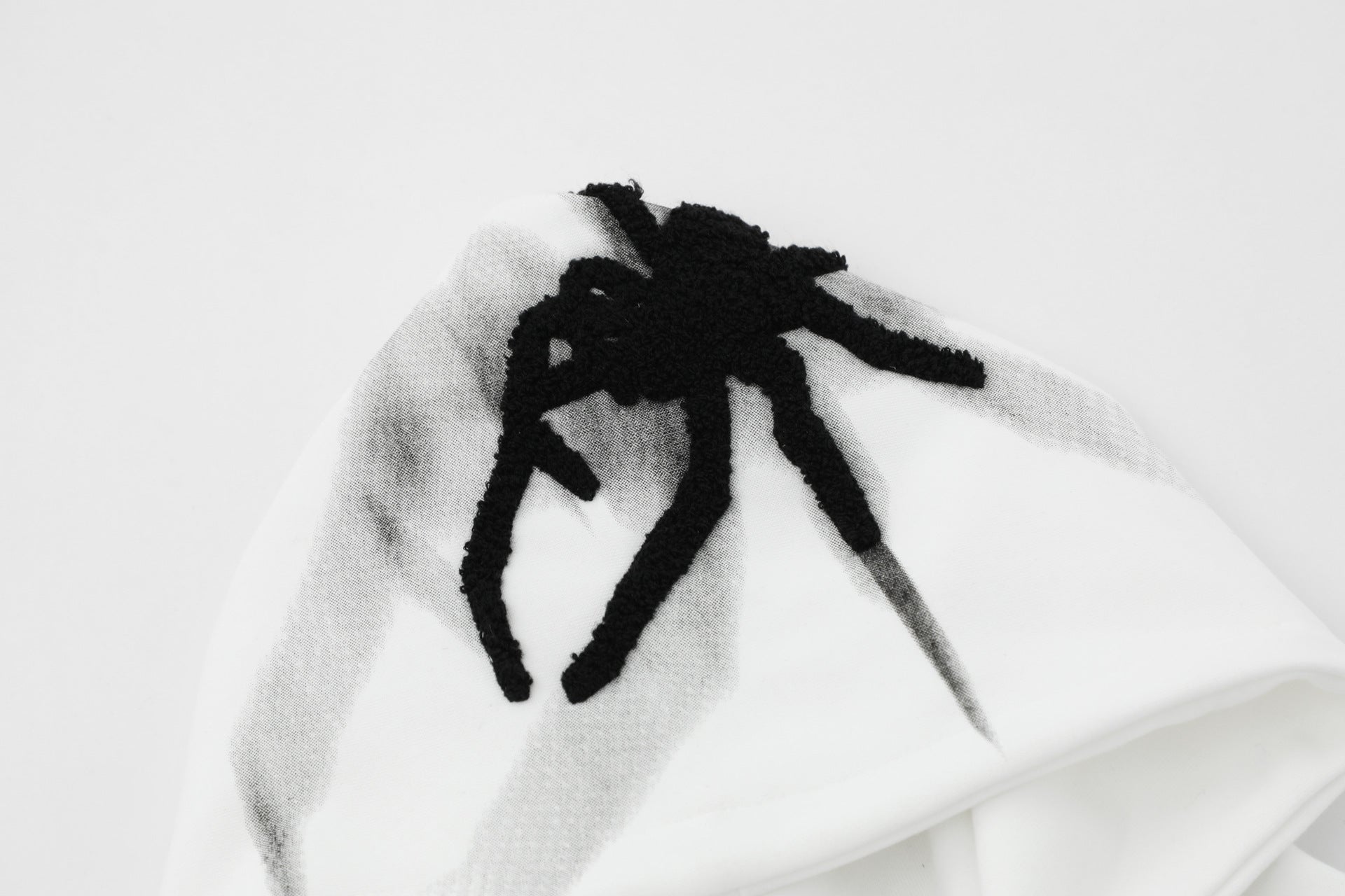 Loose Spider Print Embroidered Hoodie