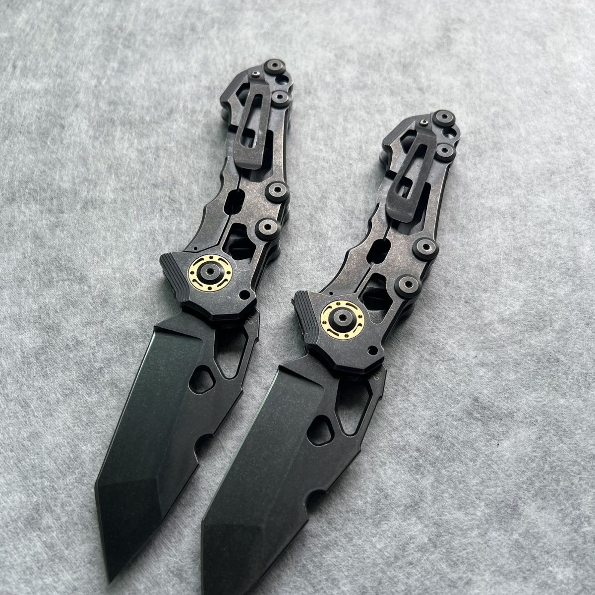 High Hardness D2 Steel Folding Knife Outdoor