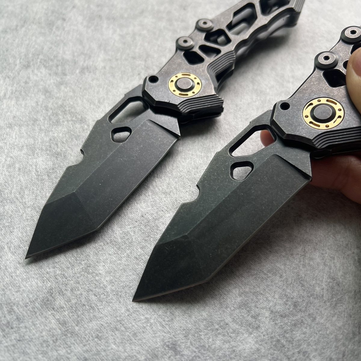 High Hardness D2 Steel Folding Knife Outdoor
