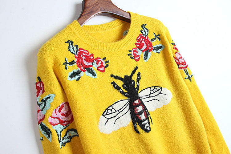 Women's Fashion Embroidered Bee Flower Sweater