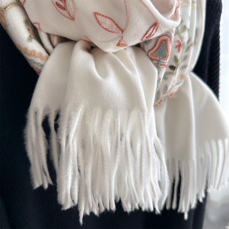 Women's Ethnic-style Embroidered Outer Shawl