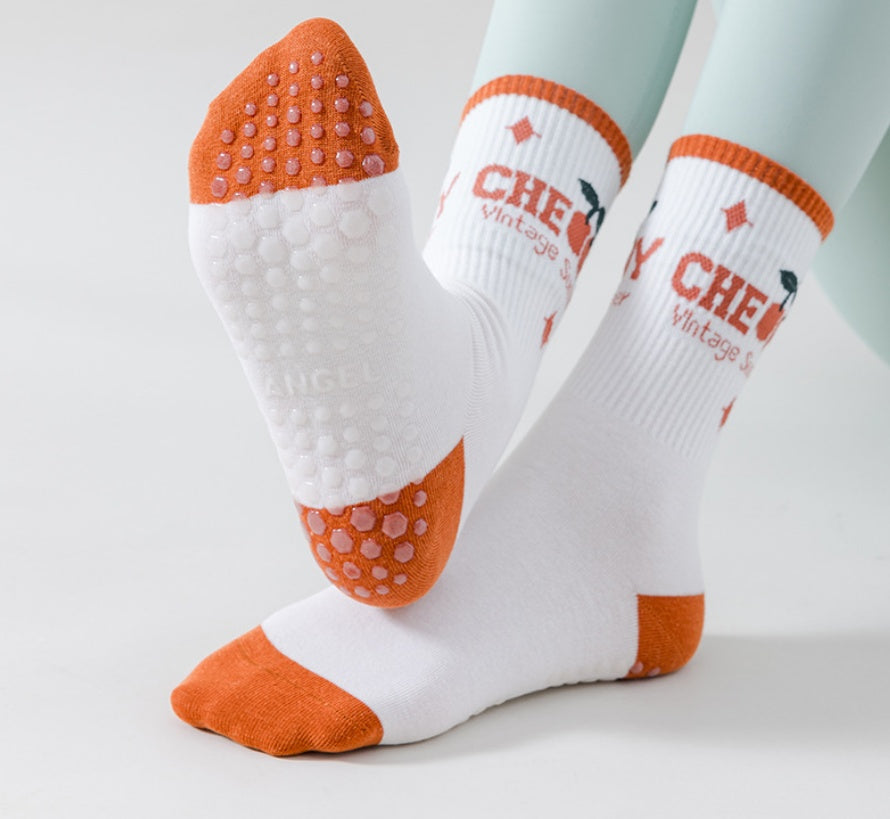 New Anti Slip Professional Women's Sports Fitness Dance Training Floor Socks Adhesive Yoga Pilates Special Socks