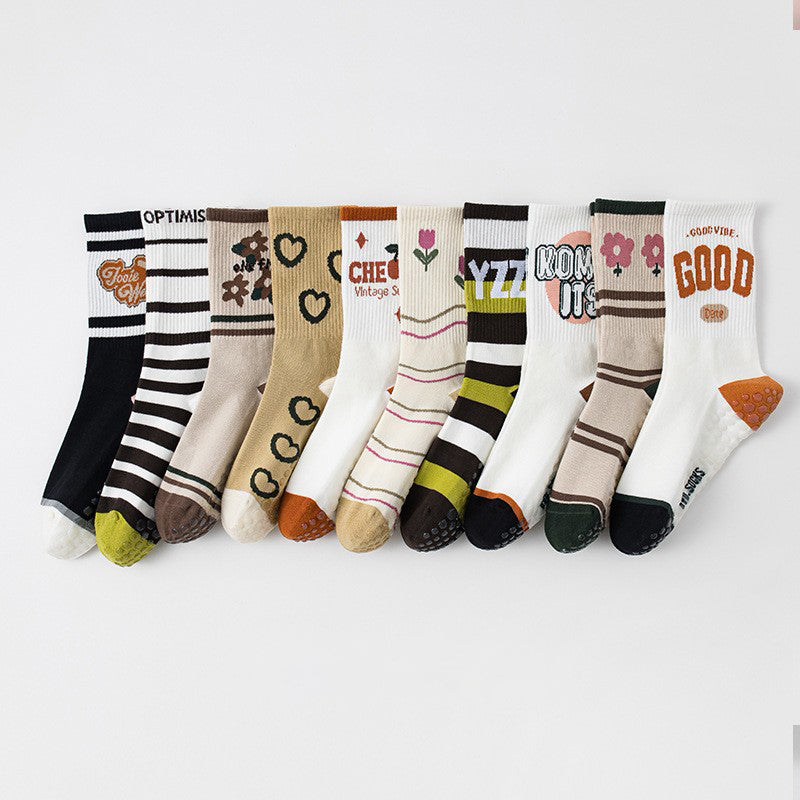New Anti Slip Professional Women's Sports Fitness Dance Training Floor Socks Adhesive Yoga Pilates Special Socks