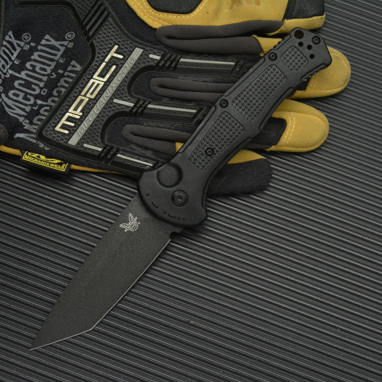 9070 Folding D2 Steel High Hardness A Folding Knife