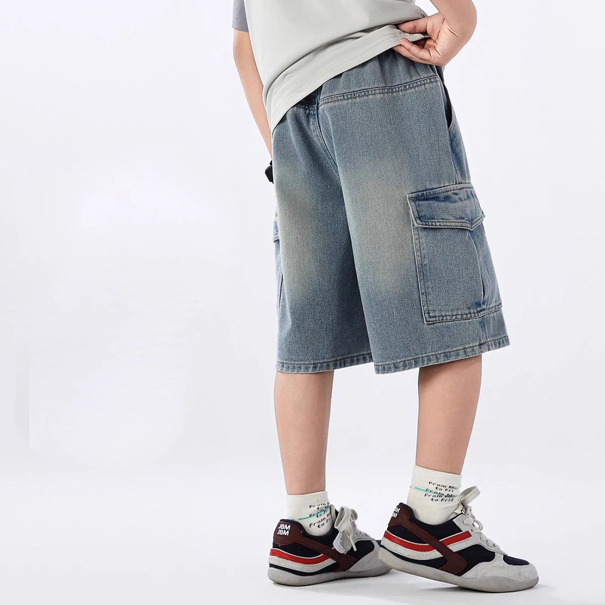 2026 New Teen Boys Short Jeans Summer Children Solid Color Big Pocket Wide Leg Denim Shorts Kids Clothes Loose Knee Length Pants