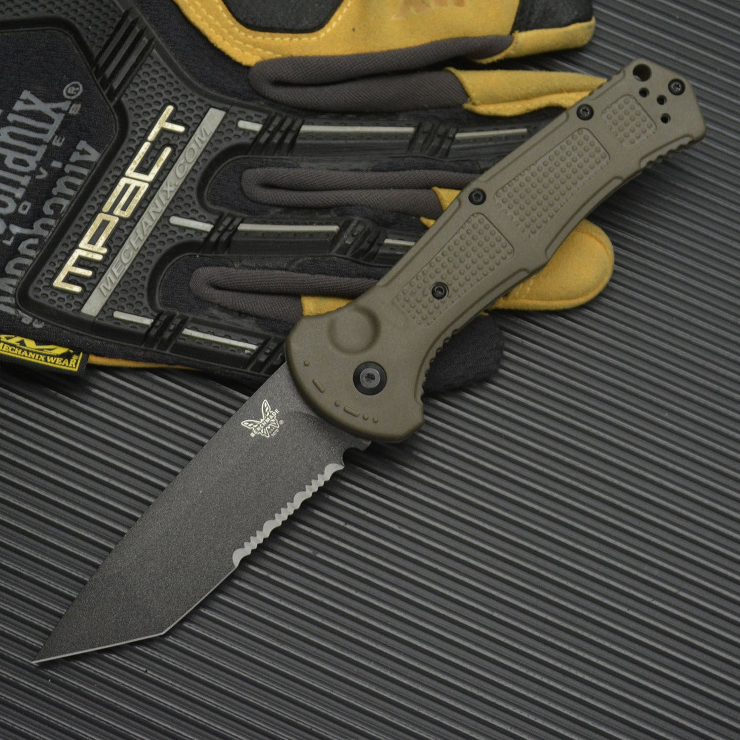 9070 Folding D2 Steel High Hardness A Folding Knife