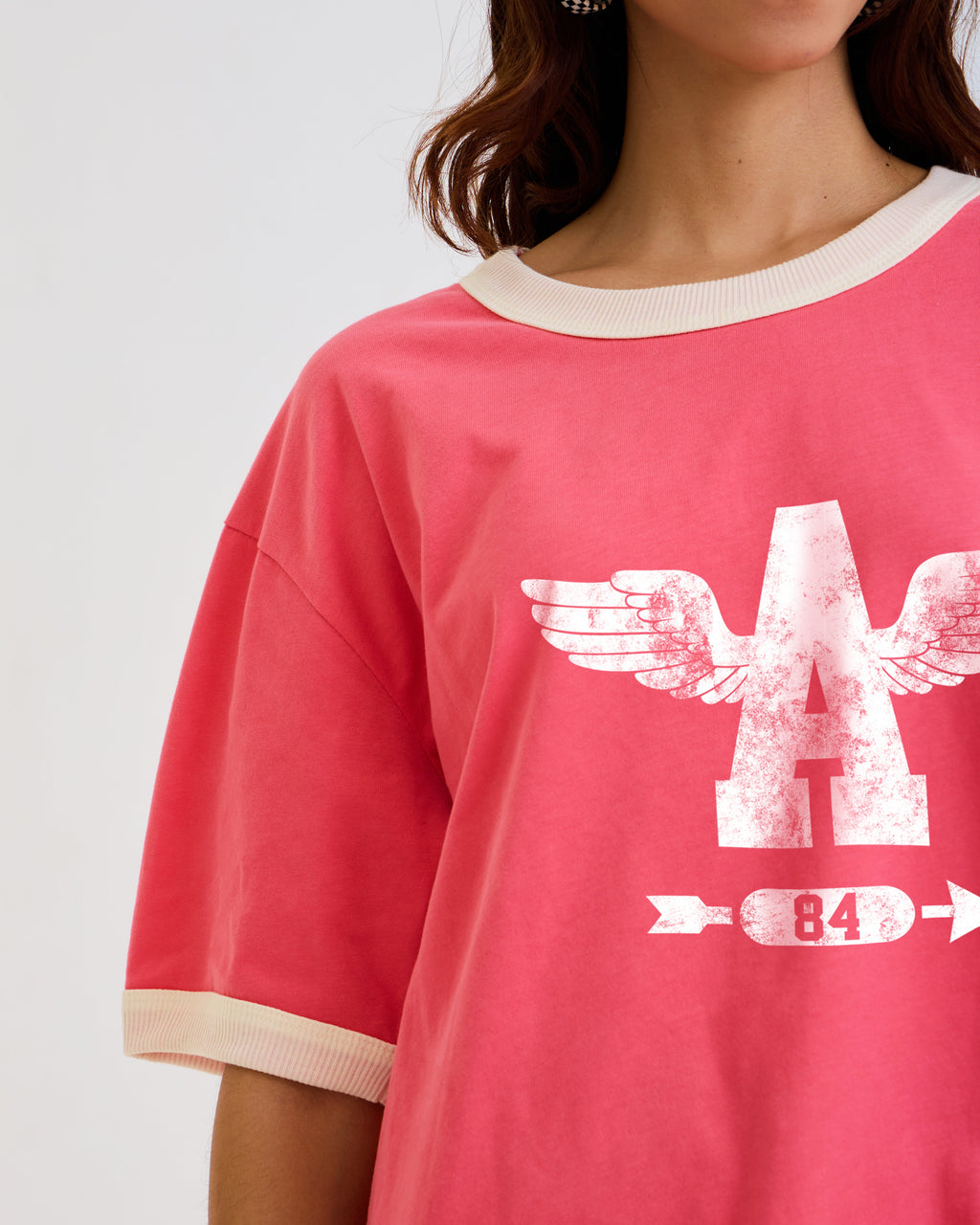 Vintage Unisex Oversized T-Shirt – Wings Graphic – Retro Ringer Style – Pink/Off-White